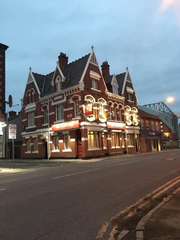 Anfield Accommodation Part Of The Twelfth Man Public House ลิเวอร์พูล ภายนอก รูปภาพ
